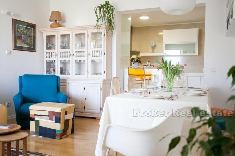 Tre sovrum, distrikt Bacvice, till salu