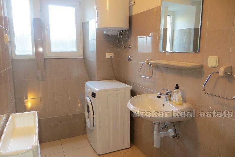 To roms leilighet i sentrum