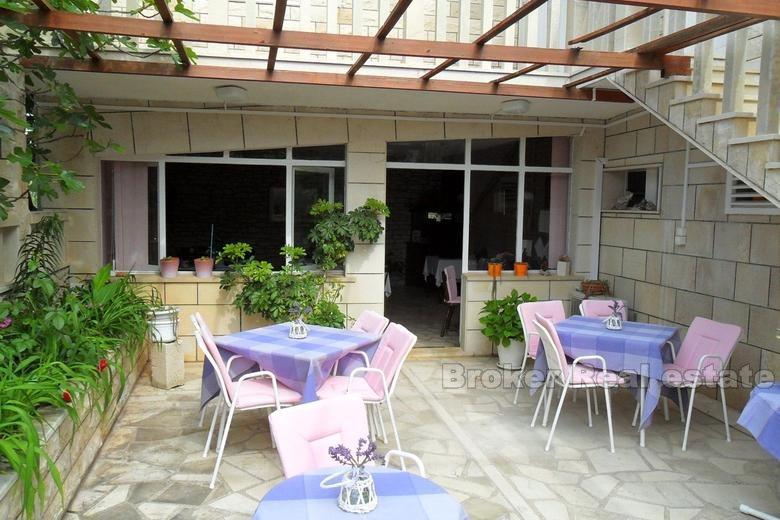 Schöne Villa mit offenem Meerblick