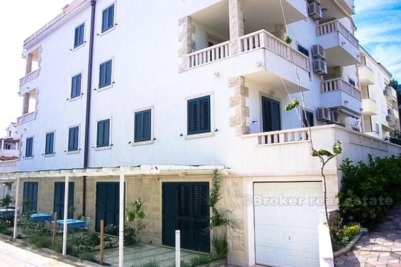 Apartment with a garden, situated on the ground floor