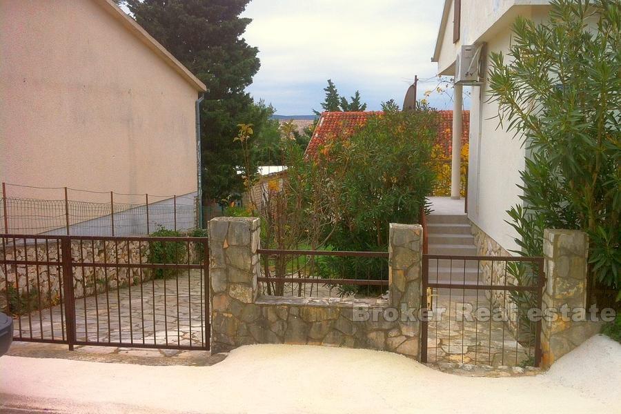 Maison dans un petit village, à vendre