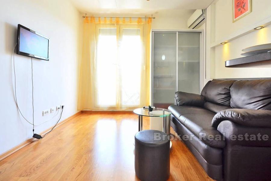 Znjan, Studio apartment, for sale