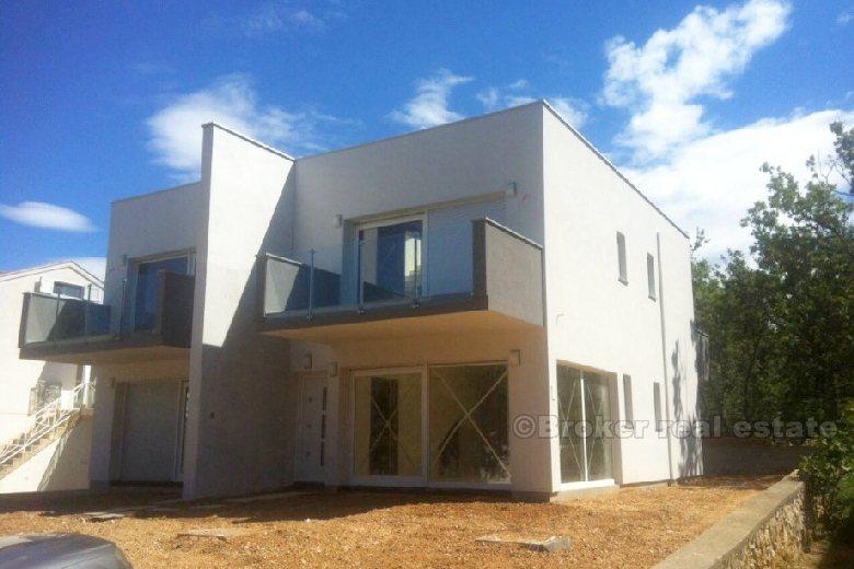 Dvoupodlažní apartmány s výhledem na moře, k prodeji