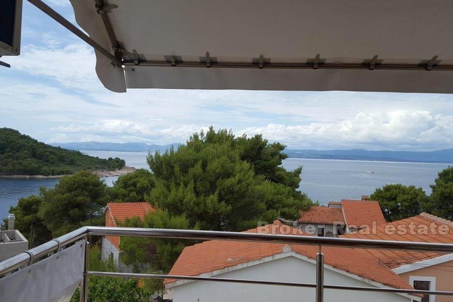 Zwei-Zimmer-Wohnung mit Blick auf das Meer, zum Verkauf