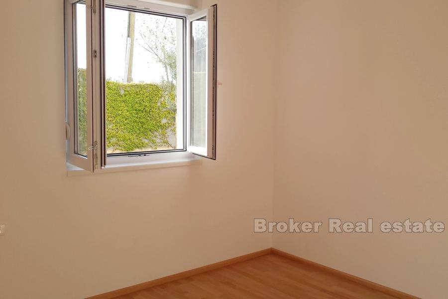 Komfortabel to roms leilighet, distrikt Znjan