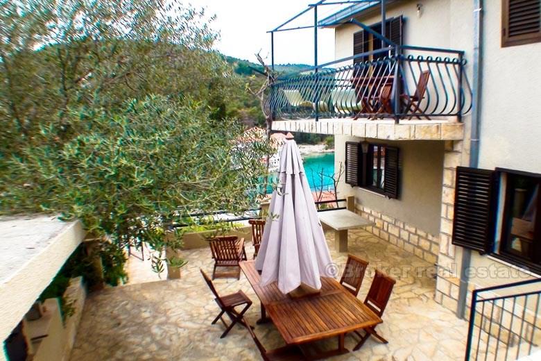 Renoviertes Einfamilienhaus, 50 Meter vom Meer entfernt