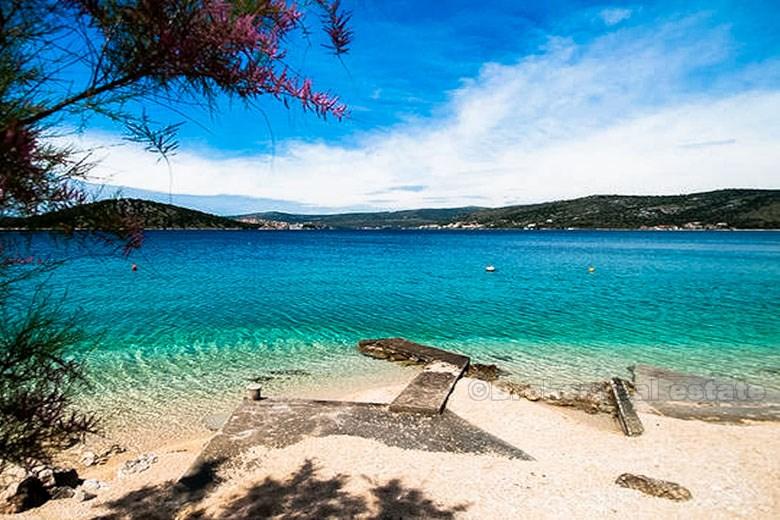 Property consists of two houses that share parking