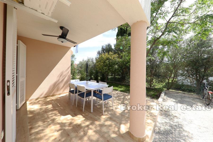 Renovated two bedroom apartment near the sea