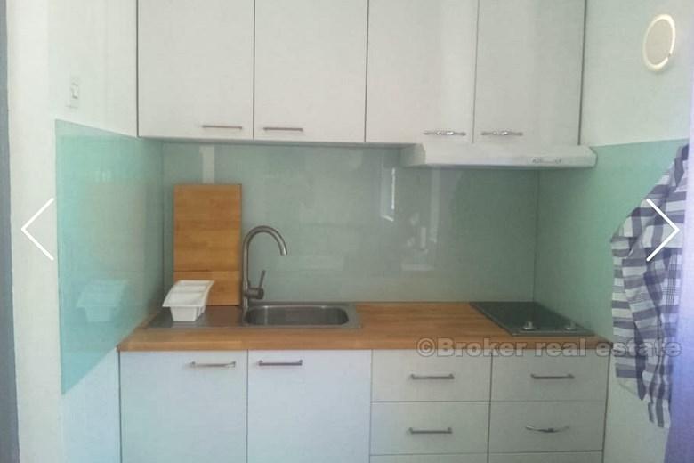 Piękny apartament w starej części Zadaru