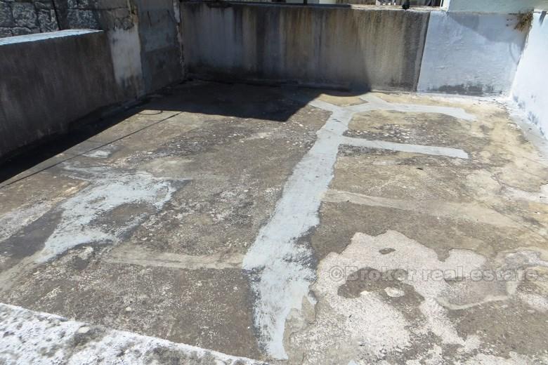 Bсего в нескольких метрах от  дворца Диоклетиана.