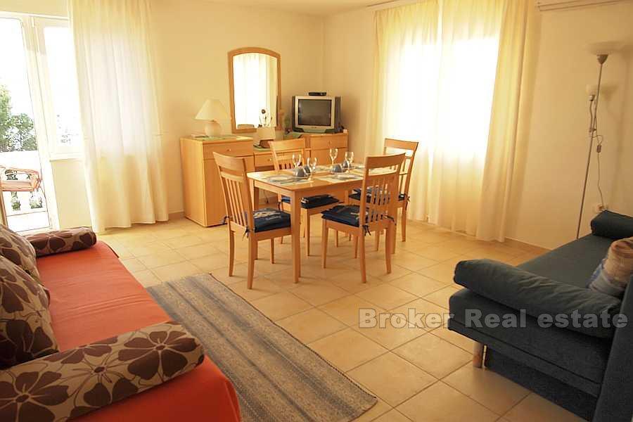 Appartement de deux chambres, à vendre