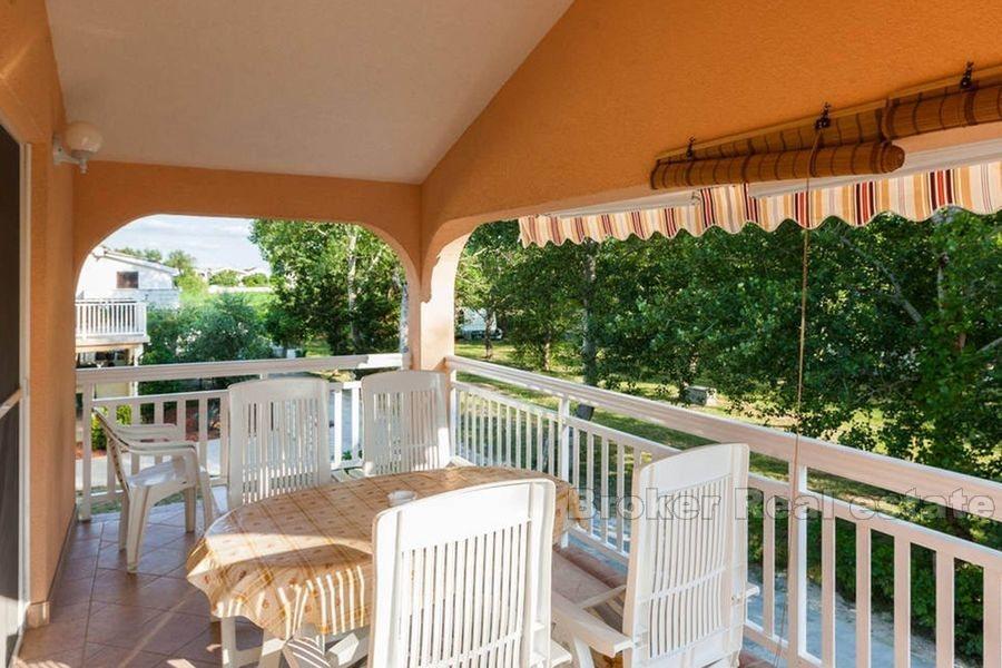 Apartmanska kuća, na prodaju
