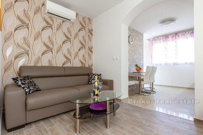 Nowoczesny apartament z jedną sypialnią na parterze, do wynajęcia