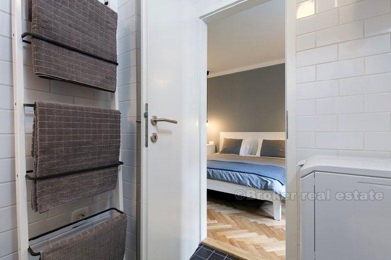 Nowo wyremontowany apartament z dwoma sypialniami, do wynajęcia