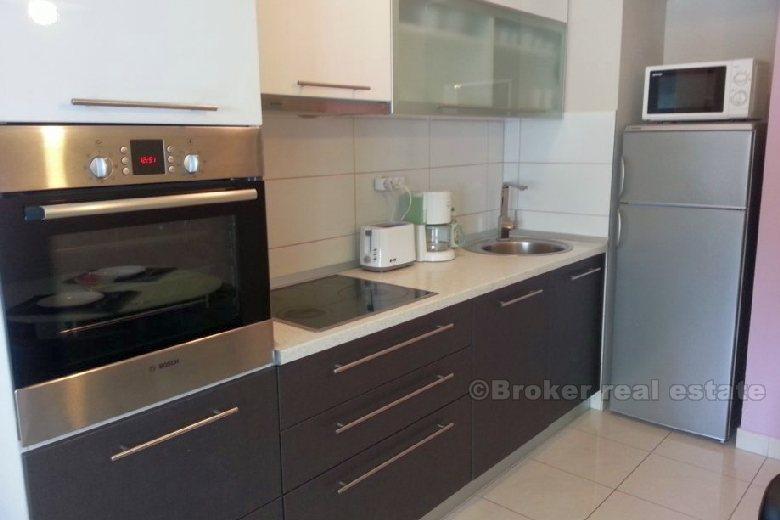 Modern one bedroom apartment, district Zenta, rent for a short period