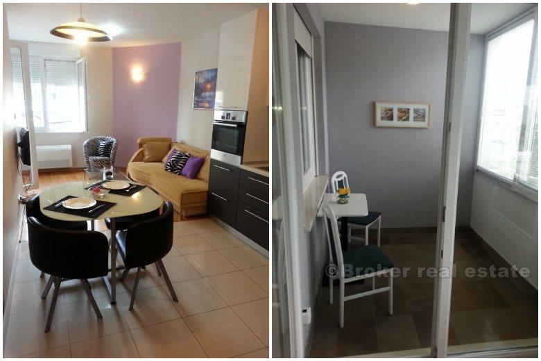 Moderne Wohnung mit einem Schlafzimmer, Bezirk Senta, Miete für einen kurzen Zeitraum