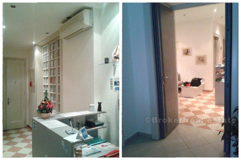 Komfortable Wohnung mit zwei Schlafzimmern zum Verkauf