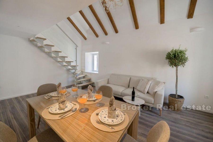 Apartament z dwoma sypialniami w centrum Splitu