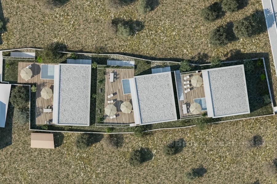 Building land by the sea, for sale.