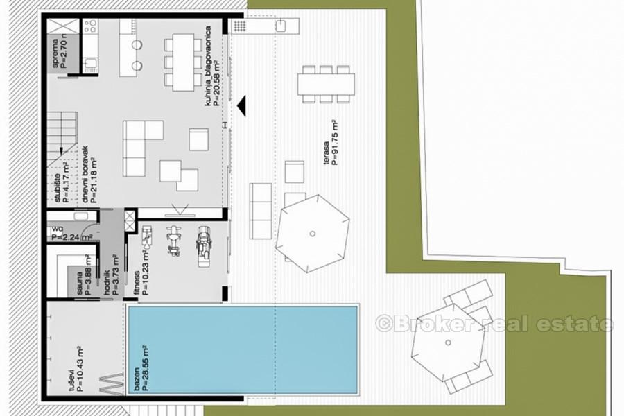 Building land by the sea, for sale.