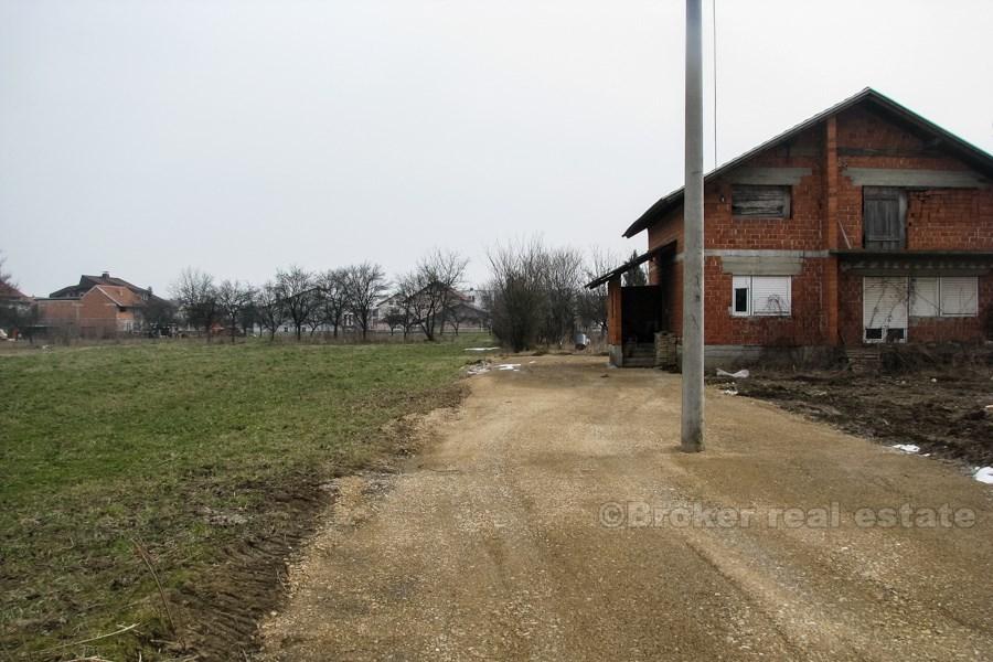 Land med et ideeprosjekt, til salgs