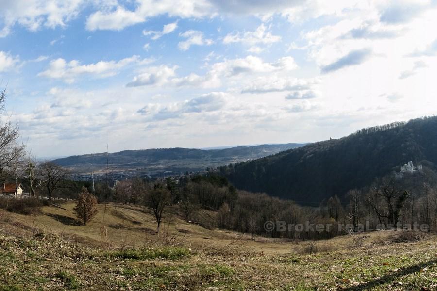 Земля с видом на город Самобор, для продажи