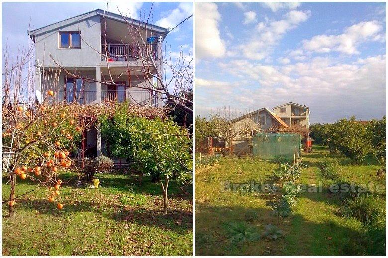 Dům v údolí Neretvy na prodej