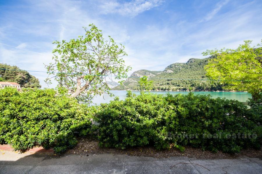 Dům přímo na pláži, na prodej