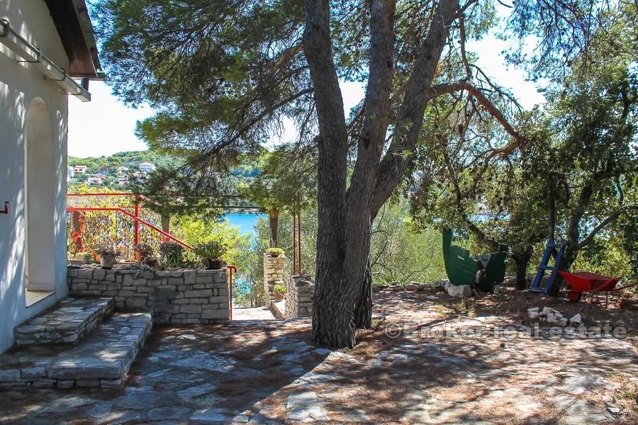 Atrakcyjna nieruchomość w pierwszym rzędzie do morza