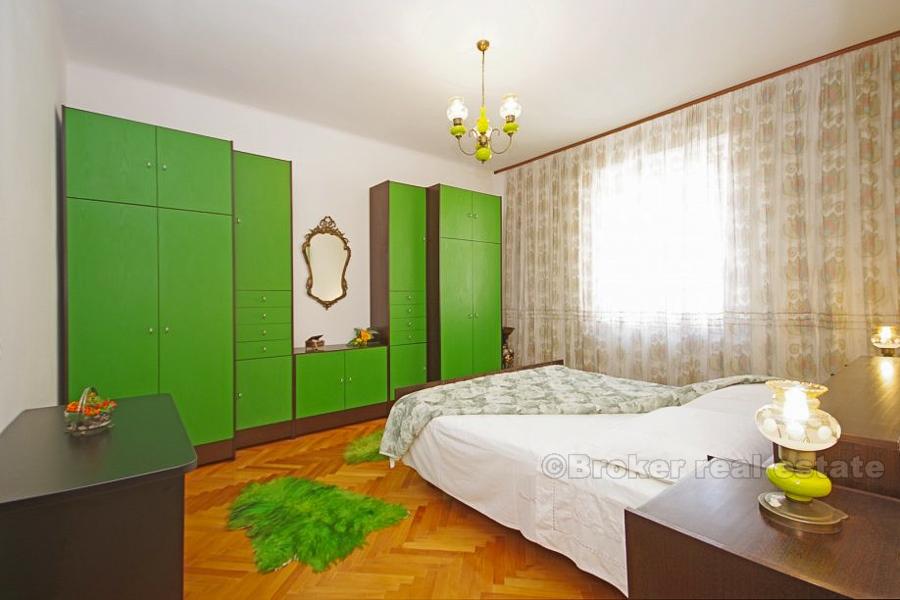 Wygodne, trzypokojowe mieszkanie na Bačvice, na sprzedaż