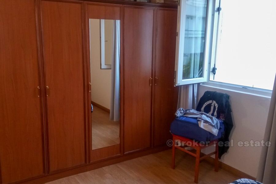 Appartement avec vue sur la mer, à vendre