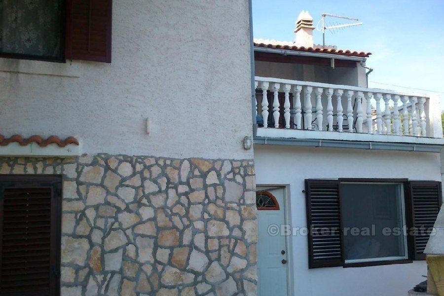 Detached house in a quiet location, for sale