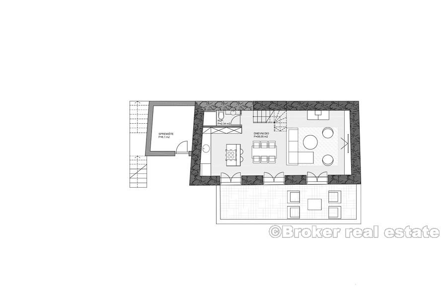 Casa in pietra indipendente in periferia, in vendita