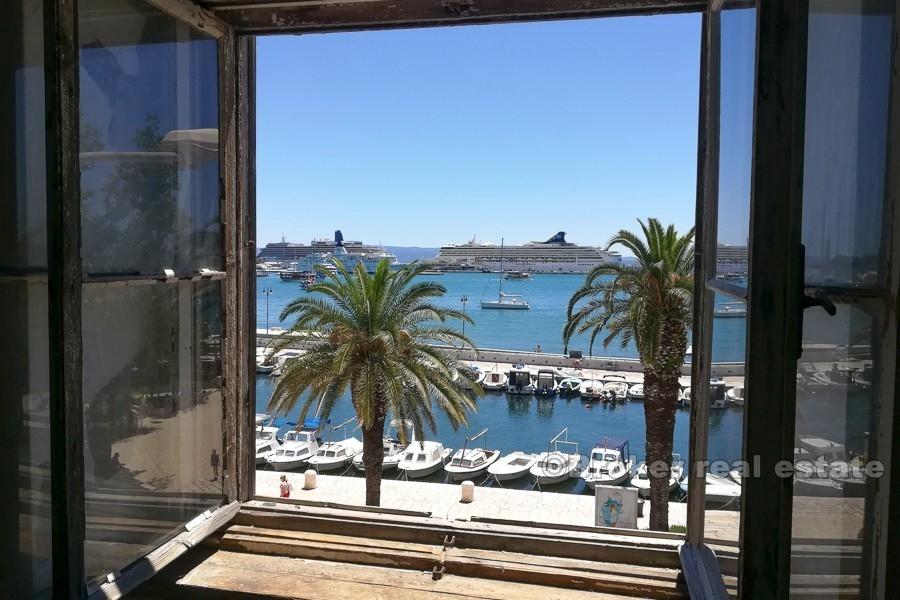 Apartment in center of Split, for sale