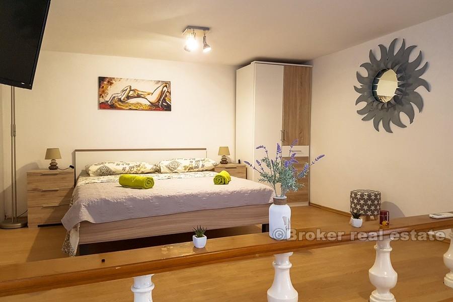 Belle propriété au premier rang de la mer, à vendre