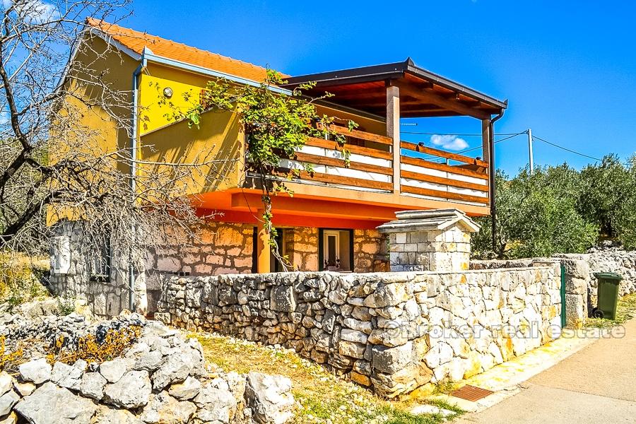 Charming house on a quiet location, for sale