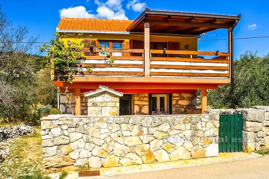 Charming house on a quiet location, for sale