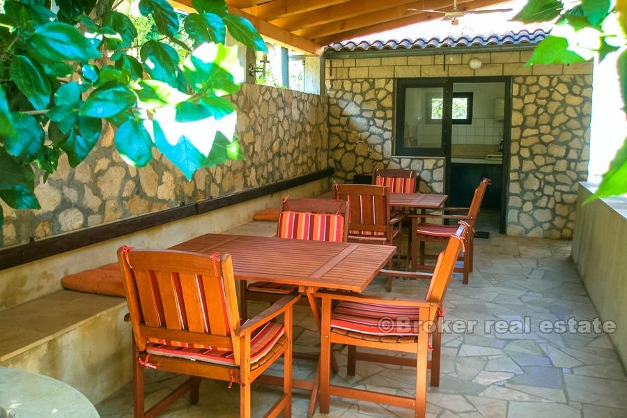 Maison à la mer avec amarre, à vendre