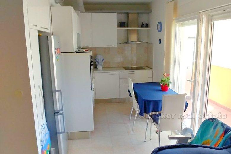 Dvosoban apartman, Podstrana, na prodaju