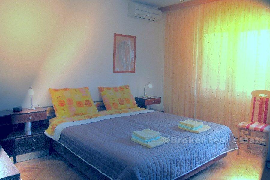 Appartement confortable de deux chambres à vendre