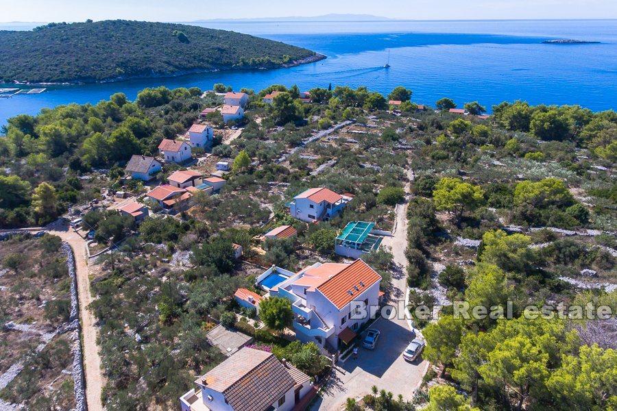 Maison avec piscine à vendre