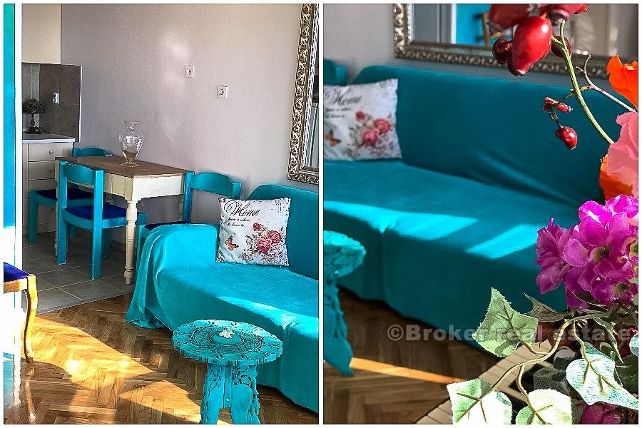 Zwei-Zimmer-Wohnung, Meerblick, zu verkaufen