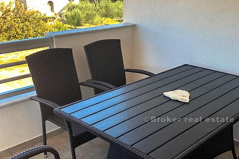 Samostojeća kuća s pogledom na more, na prodaju