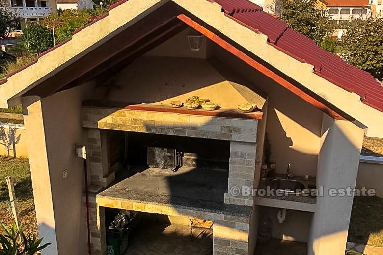 Maison individuelle avec vue sur la mer, à vendre