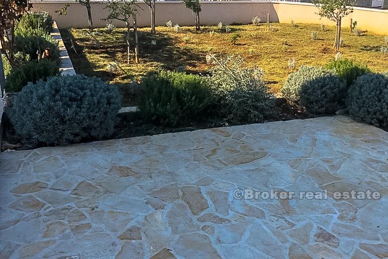 Detached house with the sea view, for sale