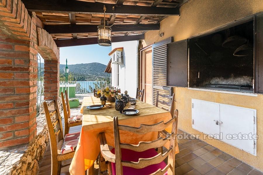 Charming house first row to the sea, for sale