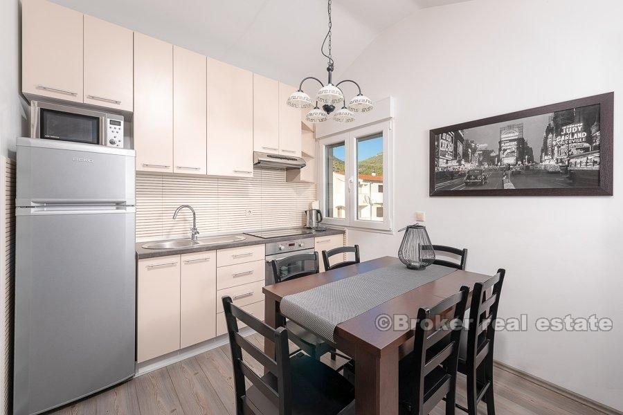 Appartamento con due camere da letto, in vendita