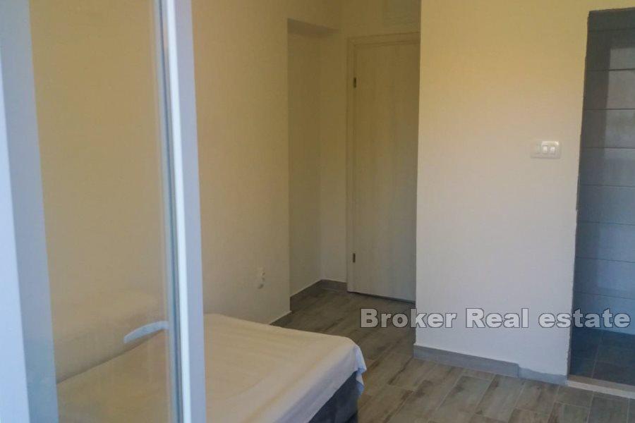 Studio lägenhet, första raden till havet