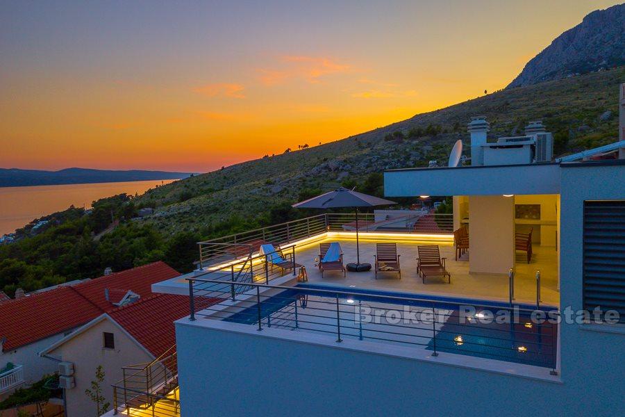Newly built villa with the sea view