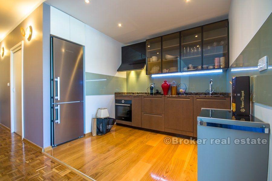 Nowoczesny apartament z dwiema sypialniami, do wynajęcia
